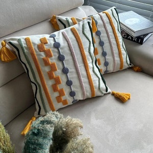 Federa per cuscino gialla con ricamo Boho geometrico Punch Needle, fodera per cuscino gialla 17x17 fatta a mano, federa ricamata, decorazione per la casa