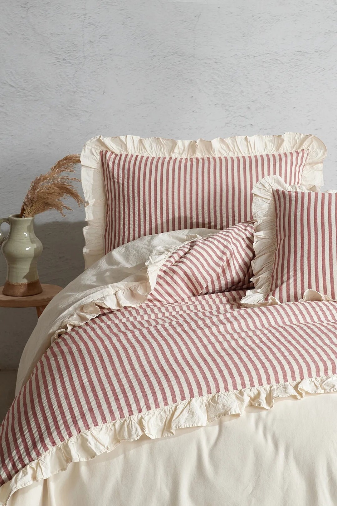 épine - stripe flower frill bed cover il_1080xN.5750065256_33a6.jpg