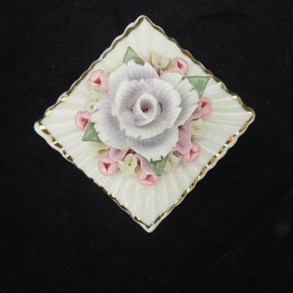 Jewelry box treasures Made in France Flowers Vintage Collection BOITE  BIJOUX  trésor céramique  France Fleurs Collection Vintage Cadeau