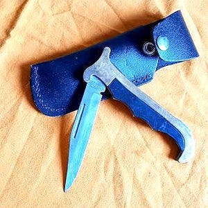Coltello pieghevole, lama in acciaio inossidabile, impugnatura in bachelite/rame, sicura a pompa, vintage 1960, ottime condizioni, collezione, regalo, custodia in pelle