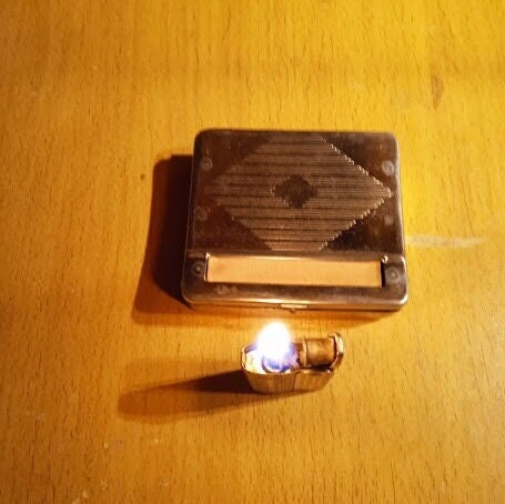 ancienne rouleuse à tabac cigarette machine a rouleur *KOB*FYROR-RIGA N°3/9  RARE
