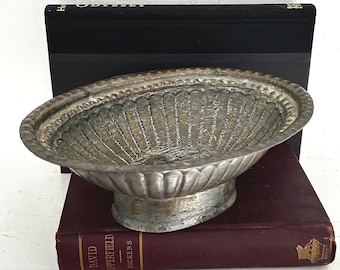Antique Pedestal Bowl: Silver Tone, Mold, Oval, Ornate, Ribbed, Old World Decor