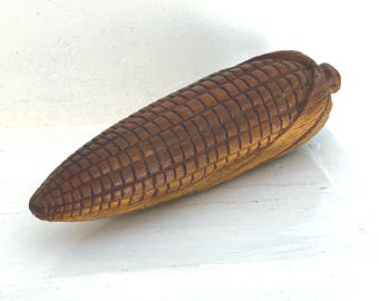 Vintage Carved Ear of Corn: Tramp Folk Art, Rustic Primitive, Country Farmhouse, Americana
