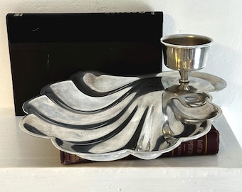 Vintage Clam Shell Serving Dish: Sheffield Silver Co., Silver Plate, Footed, Appetizer