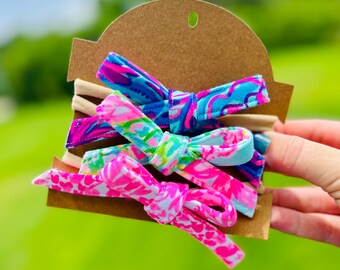 Zierliche Baby Schleife, Preppy Stirnband, zierliche Schleife