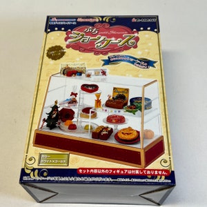 Re-ment Dollhouse Miniature Bakery Display Case, Miniature Food, Miniature Display Case, Mini Bakery Showcase, Rement Display Case,