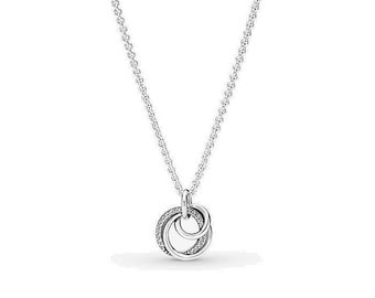 Pandora Family Encircled Pendant Necklace Pandora Crown O Monogram Chain: Symbol of Everlasting Ties with Adjustable 60cm Length 391455C01