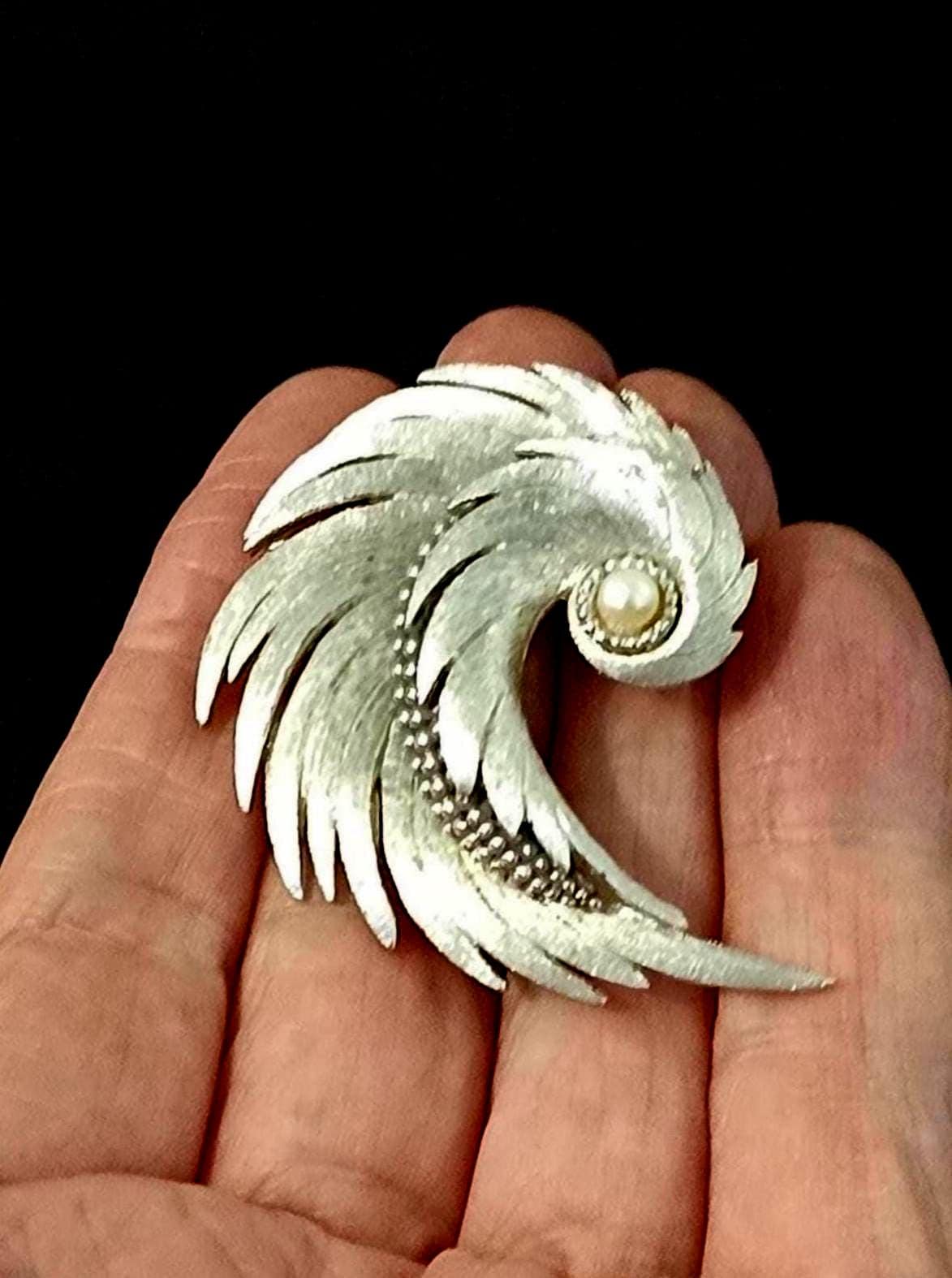 Boucher brooch - Etsy 日本
