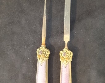 Antieke Solingen 19e-eeuwse Victoriaanse nagelvijl en knoophaakset. Duitsland. Versierd met veelkleurige kristallen.