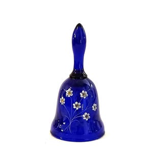 11.5 cm  Fenton Blue Glass Floral Bell - Signed N. Marshal  1980s