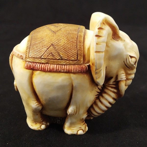 Elephant figurine Kingdom of Harmony "Reminiscence" Box for Trinkets, England~1993~