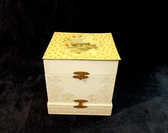 Antique Victorian Collar and Cuff Box Celluloid Rare Collectible