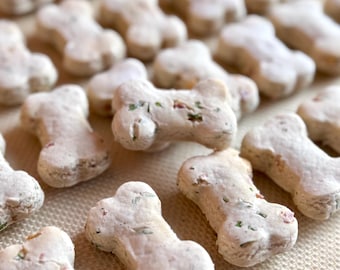 Bacon Cheddar Biscuit Dog Treats