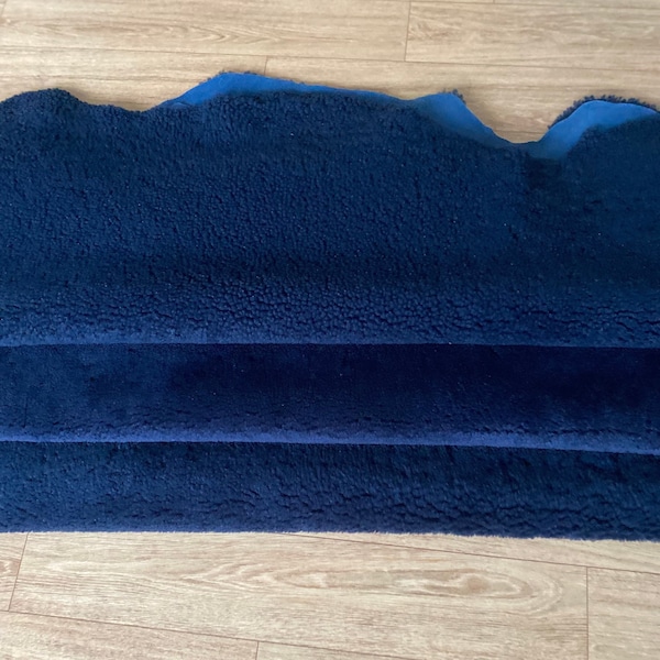 Set of 3 'lü set Genuine sheepskin, upholstery leather, fur floor rug, blue  color, short fur shearling, curly sheepskin, chair cover 90/65