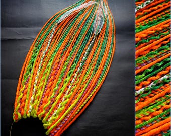 Conjunto de rastas y trenzas Boho Viking SE y DE – Extensiones de cabello sintético de ganchillo texturizado en naranja, verde y amarillo, trenzas estilo festival hechas a mano