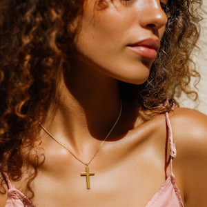 Cross Necklace, Minimalist Christian Jewelry, Dainty Faith Pendant