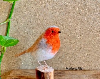 Robin felted