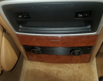 Porsche Cayenne Gen1 Rear Console power port panel