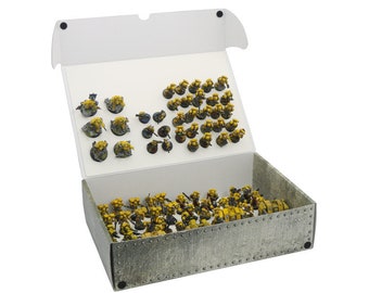 Full-size XL Box with two plates for magnetically-based miniatures