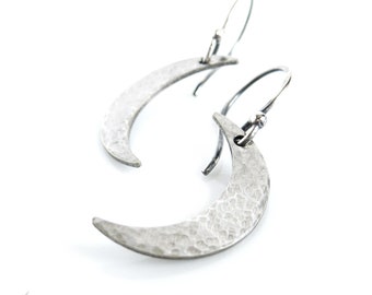 Moon Earrings, Sterling Silver Hammered Crescent Moon Dangle Earrings, Antiqued Silver Minimalist Boho Celestial Lunar Eclipse Moon Jewelry
