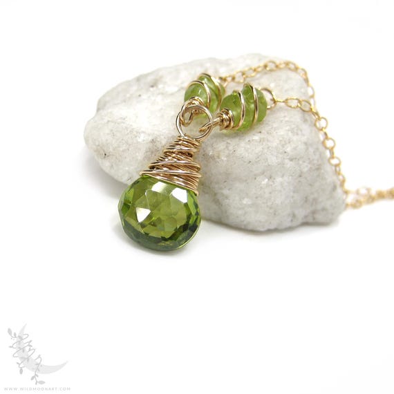 Gold Peridot Necklace, 14k Gold Filled Peridot Pendant, August Birthday Birthstone Jewelry, Green Peridot Gemstone Gold fill Gold Jewelry