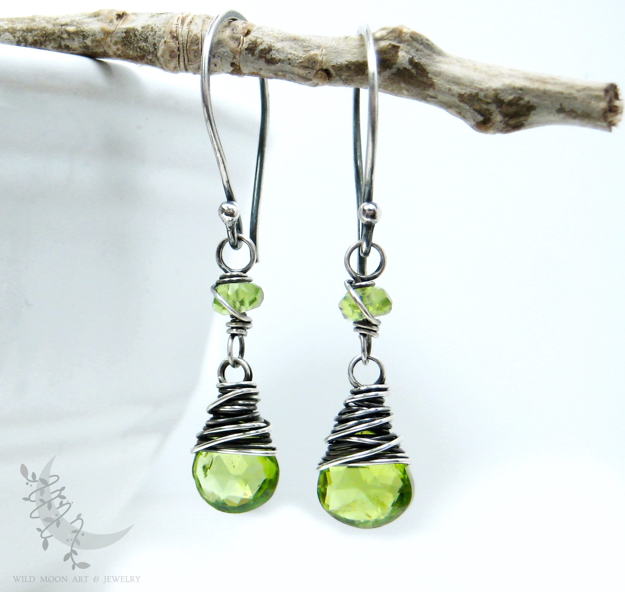 Peridot dangle earrings discount
