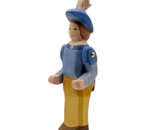 Handgemaakte houten speelgoedfiguur met open einde Sprookje - kroonprins zonder zwaard