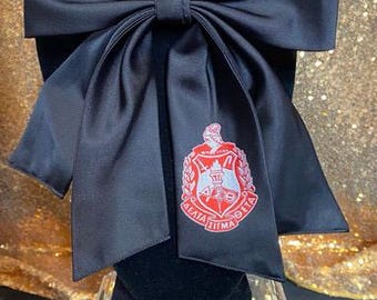 Delta Sigma Theta Crest Bow Tie - Black