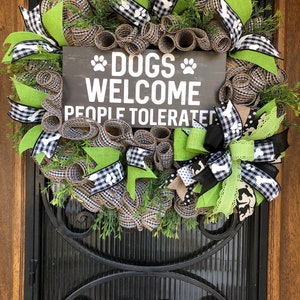 Dog wreath for front door, Dog door decor, Dog wall decor, Dog themed wreath, dog home decor, dog door hanger, dog lover gift, pet wreath