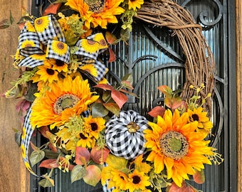 Fall wreath for door, Fall decor, Sunflower Wreath, Sunflower decor, farmhouse wreath, Farmhouse decor, Pumpkin and sunflower wreath, Autumn