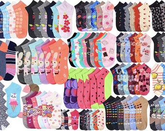 ToBeInStyle Children's Pack of 12 Pairs Low Cut Random Print Assortment Ankle Socks for Boys and Girls