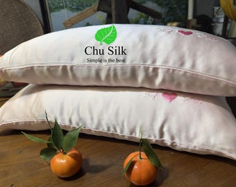 Personalized Hand-Embroidered Silk Pillowcase – 19 Momme Silk, Pale Pink, Size Queen/King