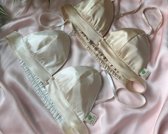 Bralette with Silk Padding and pearl at the front