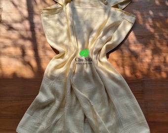Vestido de toalla de seda tejida a mano: bata de baño de seda cruda sin teñir (80 x 127 cm)