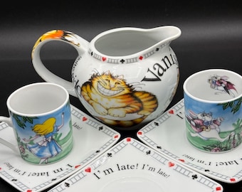 Paul Cardew Alice im Wunderland Cafe Grinsekatze Mad Hatter Milchkännchen & Tasse Set