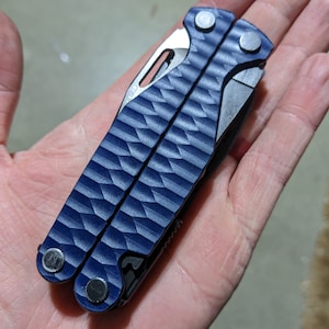 ALLEEN WEEGSCHAAL - Leatherman Charge Richlite Weegschaal - Blue Canyon