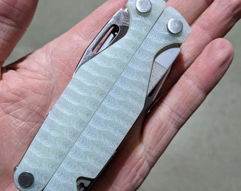 SOLO CACHAS - Cachas Leatherman Charge G10 - Jade