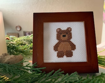 Imagen de punto de cruz de oso de peluche