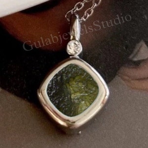 Moldavite Silver Pendant, Natural  Moldavite , Unique Moldavite, meteorite Pendant, Authentic Moldavite,Handmade Pendant, Moldavite Necklace