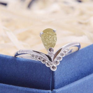 Libyan Desert Glass V Shape ring , Silver jewelry Libyan Glass ring, real Libyan Desert Glass Libyan tektite Authentic Libyan desert glass