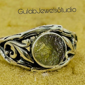 Natural Raw Moldavite Ring in Sterling Silver,Unusual tree bark and vine ring,anniversary ring,Unique Women&#39;s branch ring, genuine Moldavite