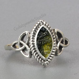 Moldavite Ring, Hidden Moldavite Ring, Unique Moldavite Ring, meteorite ring, Authentic Moldavite, Handmade Ring, Christmas gift Silver Ring