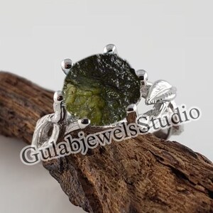 Natural Raw Moldavite Ring in Sterling Silver, Tree branch gemstone ring Women's Men's, Nature inspired gift for beloved, Simple stylish