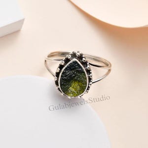 Natürlicher Roh Moldavit Edelstein Ring in Sterling, Vintage Moldavit Ring, Meteorit Ring, Authentischer Moldavit, Handgemachter Ring, Geschenk für Ihre Liebe