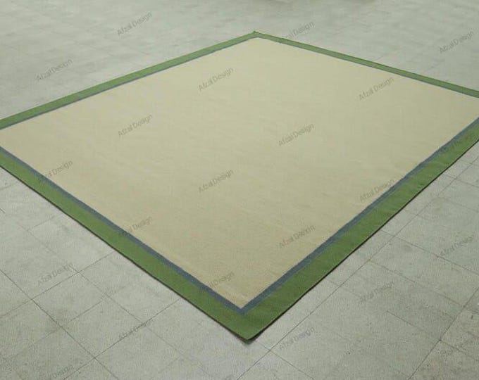 Minimalist Kilim Green Border Rug – Modern Handwoven Cream Area Carpet with Simple  Masterpiece