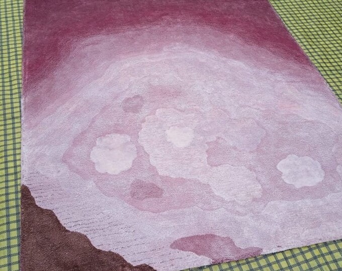 Stapler Viscose Tufted Carpet with Rambo Design – Good Finishing and Attractive Look