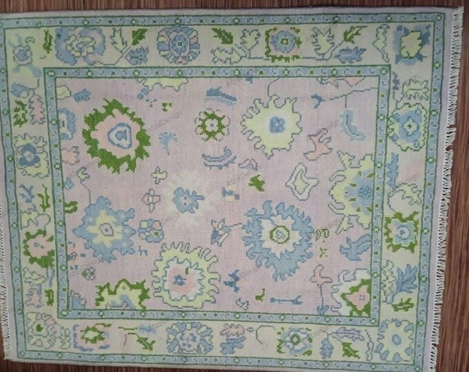 Pastel Turkish Oushak Rug – Hand-Knotted Wool Floral Design