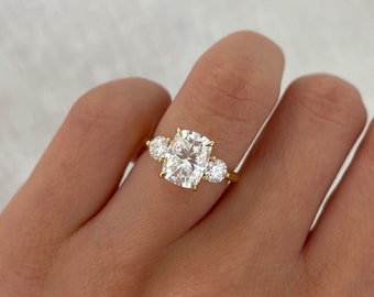 2.40 TC Elongated Cushion Cut Moissanite Trilogy|Round Cut Side Stones|14k Solid Yellow Gold Ring|Three Stone Ring|Wedding Gift|Gift For Her