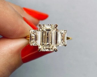 5.0 TCW Emerald Cut Moissanite Trilogy_Emerald Three Stone Ring_14k Solid Yellow Gold Ring_Bridal Ring_Elegant Wedding Ring_Anniversary Gift