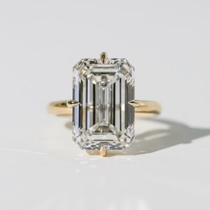10x14 MM Elongated Emerald Cut Moissanite Ring,14k Solid Yellow Gold,Engagement Ring,4 Compass Prongs,2 MM Rounded Band,Celebrity Ring/Gifts